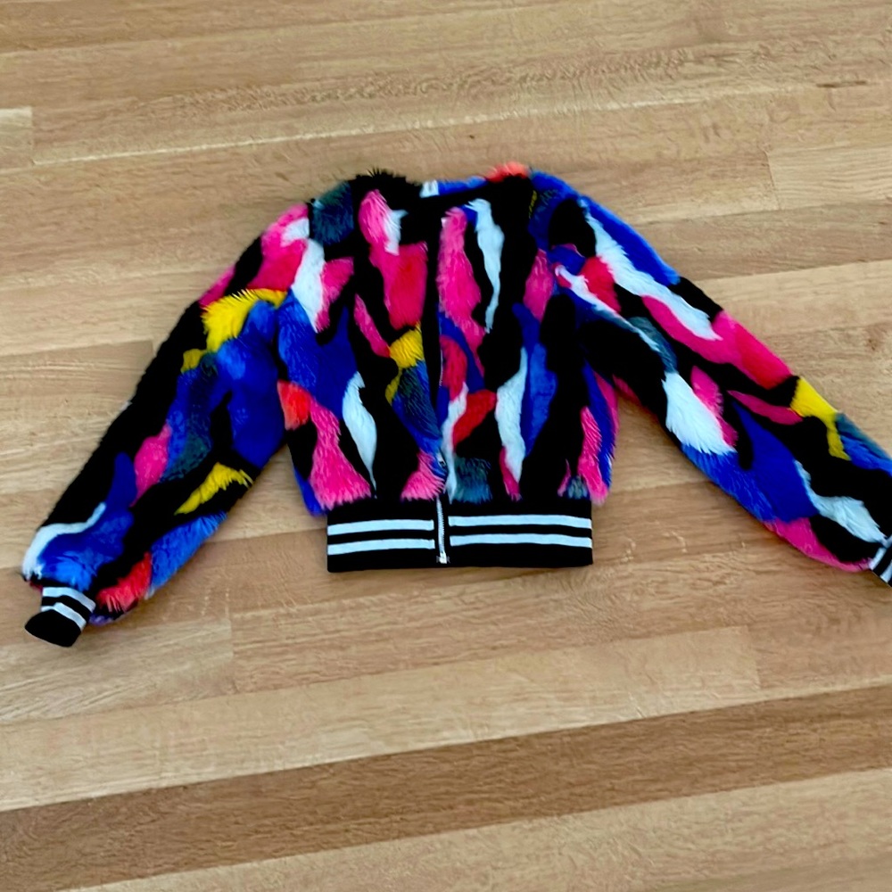 Gorgeous Zoe Ltd Faux fur colorful coat